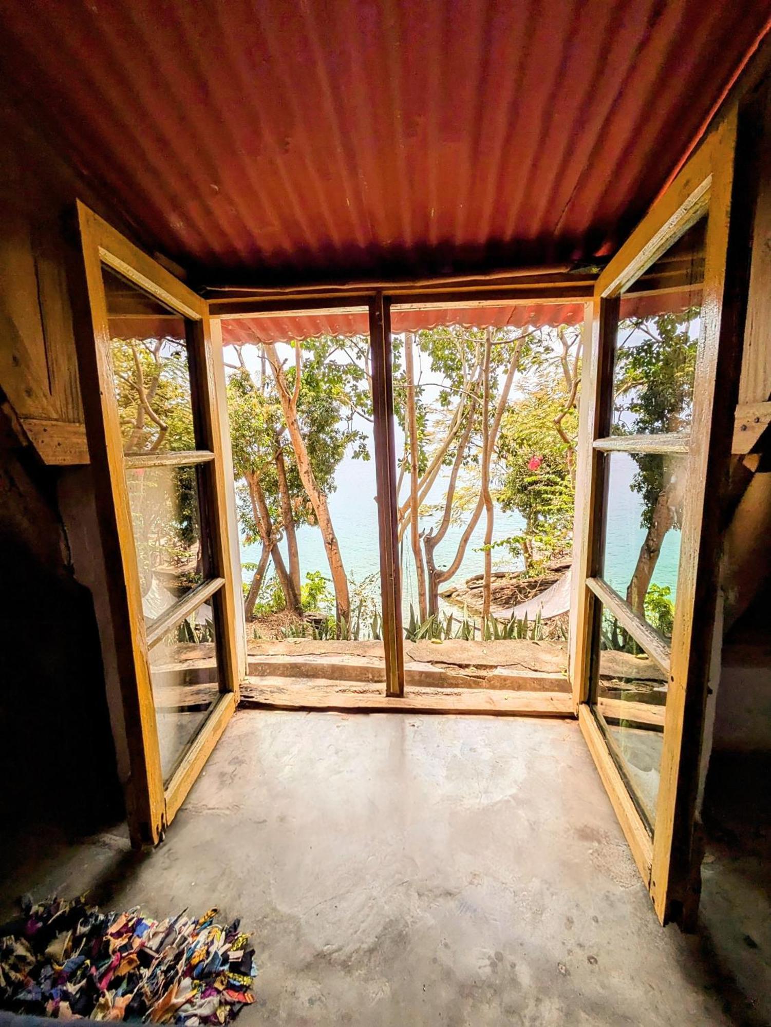 Butterfly Space- A Non-Profit Eco-Lodge Nkhata Bay Zewnętrze zdjęcie